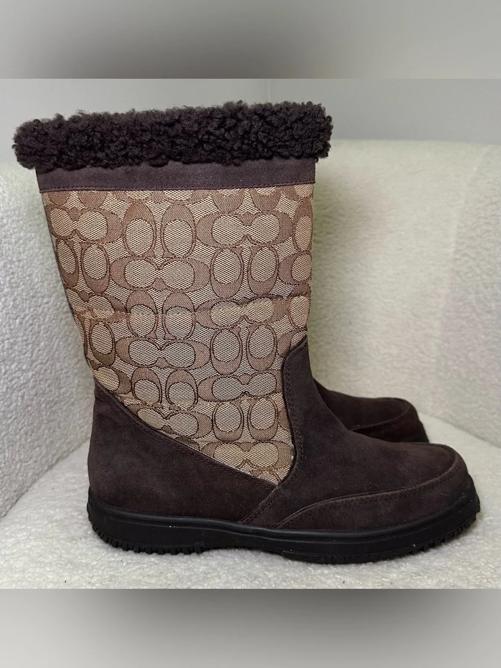 Coach Sherman Signature Logo Shearling Trim‎ Winter Snow Boots Brown Suede 8.5